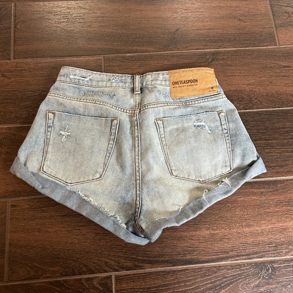 One teaspoon short - Picture 3 of 3